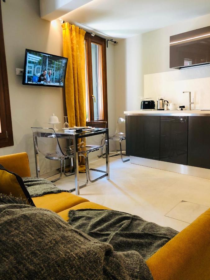 Suite Dream On The River Венеция Экстерьер фото